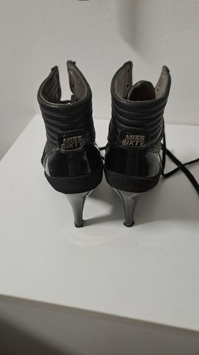 Botins Miss Sixty 38