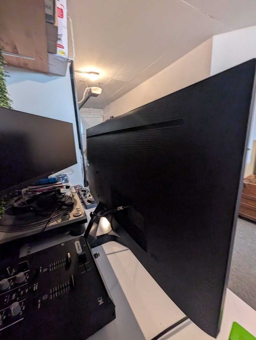 Samsung Ultrawide 34 polegadas LS34J550WQRXEN