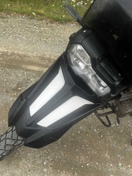 Продам мотоцикл Shineray x-trail 250