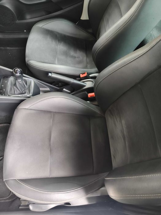 SEAT Ibiza 1.0 TSI (110cv) – Como Novo – Histórico SEAT