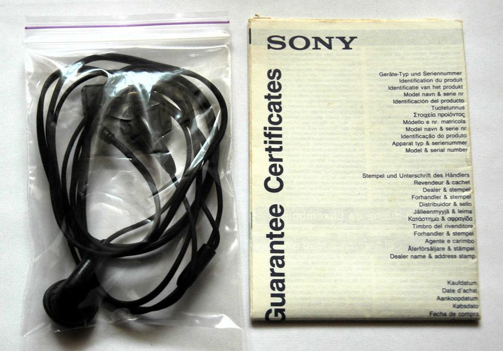 Касетний плеєр Sony Walkman WM-FX303 (неробочий, під реставрацію)