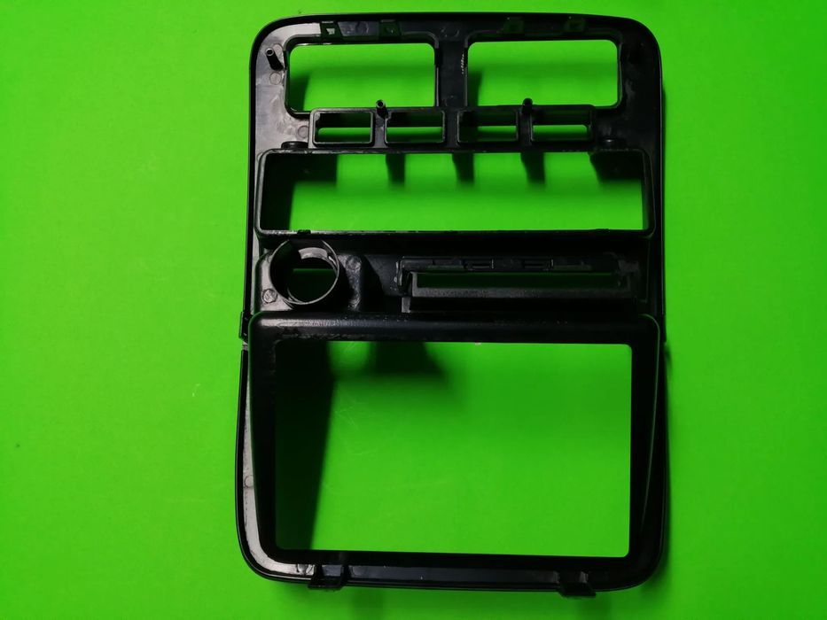 Consola / Aro molde central do tablier da Sofagem - Nissan Pickup D22