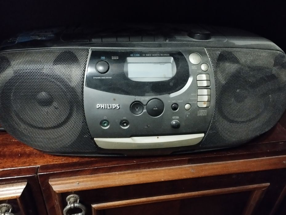 Музичний центр Fhilips.