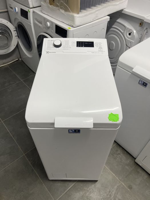 Пральна машина Electrolux WER8723 (6 кг)