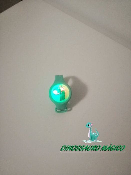 Pulseira luminosa anti mosquito