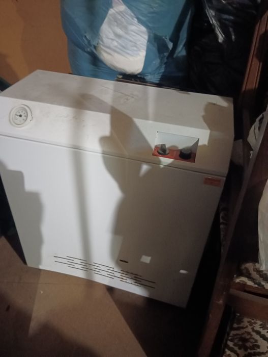 Продам котел газовый Колви б/у 5000гр