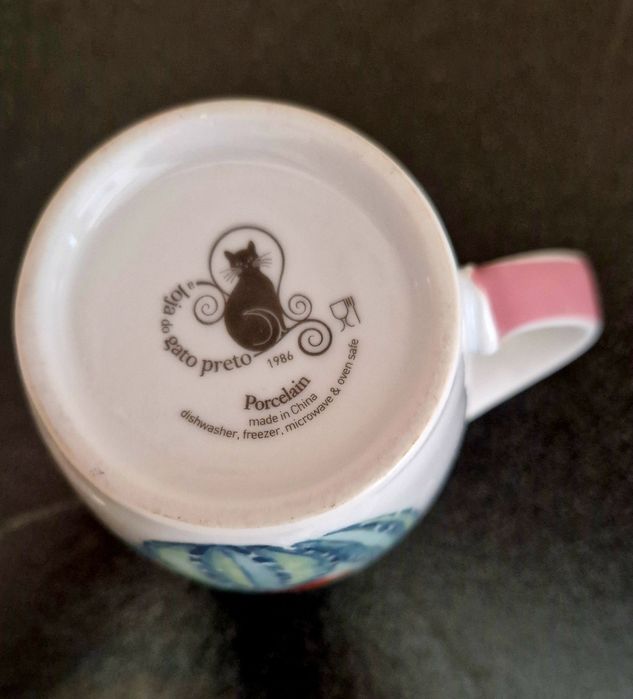 Caneca de porcelana Loja do Gato Preto