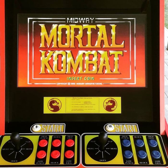 Аркадный игровой автомат Pac-Man, Mortal Kombat