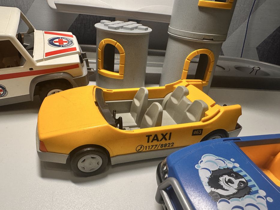 Лот деталей машинок некомплект конструктор playmobil