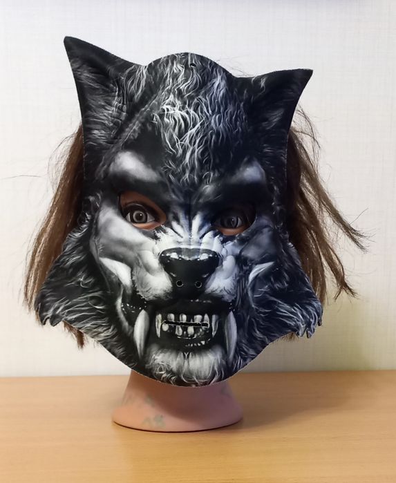 Маска квадробера волка оборотня