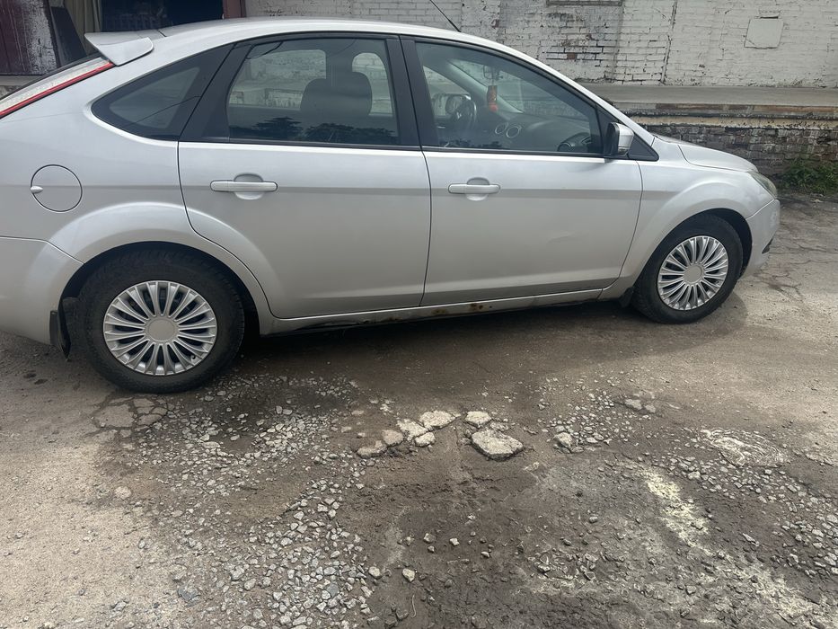 Ford Focus 2008 VIN WF0PXXGCDP8R41742 фото оголошення 5 з 10