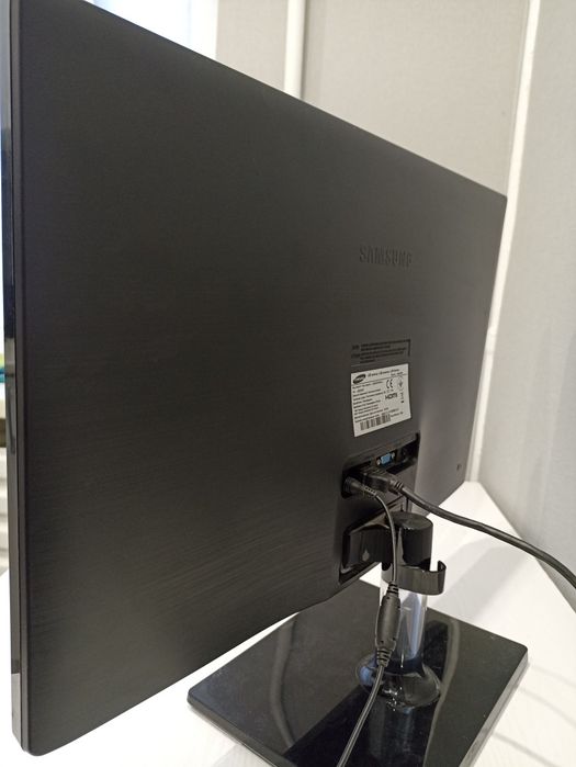 Монитор 23" дюйма Samsung LED FullHD HDMI VGA монітор 23