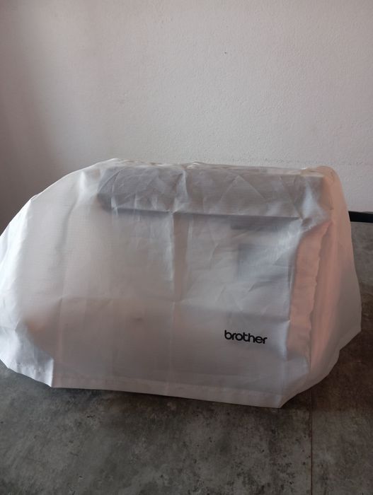 Maquina de bordar brother innov is f440E