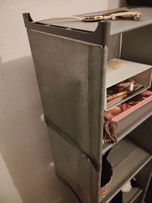 2 Estante em ótima condição