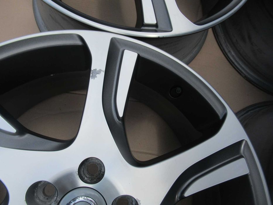 ALUFELGI 4szt R18 Volvo V50,S60,V70, S80,S90 XC40 XC60 XC70,FORD 4565