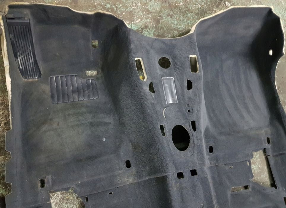 Wykładzina dywan Bmw e90 e91 e92 e93 podłoga przód tył przednia tylna