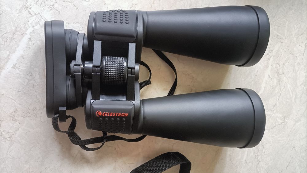 Lornetka celestron