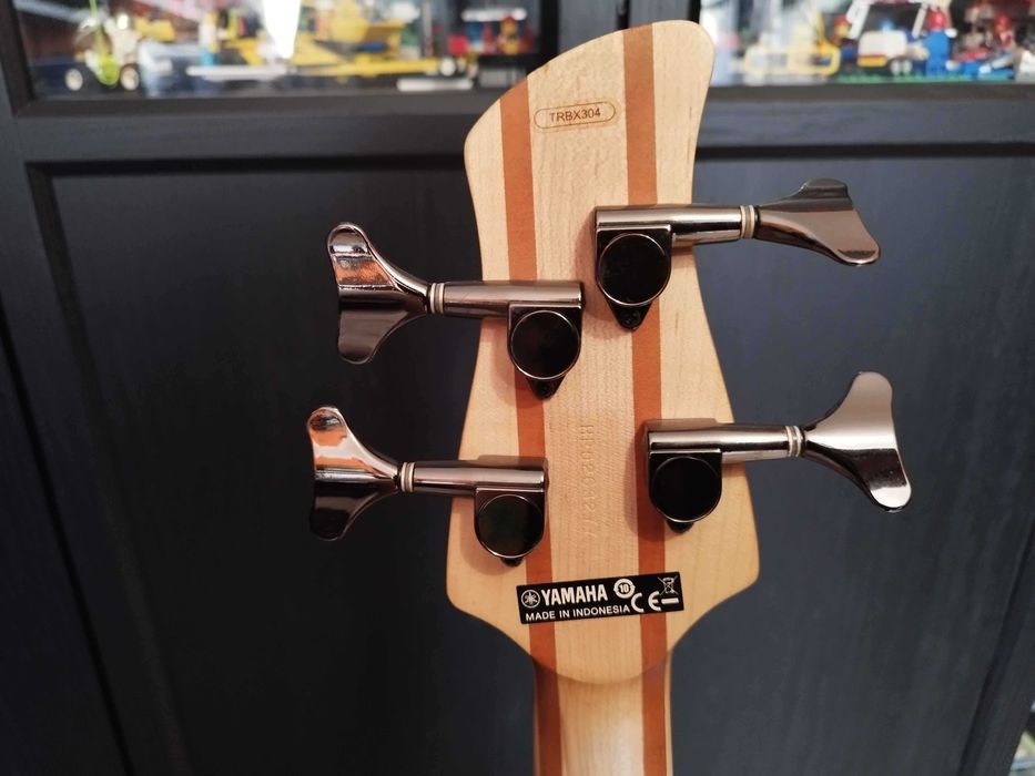 Gitara Basowa Yamaha TRBX304 (Czarny Połysk) – Stan BDB, Performance EQ!