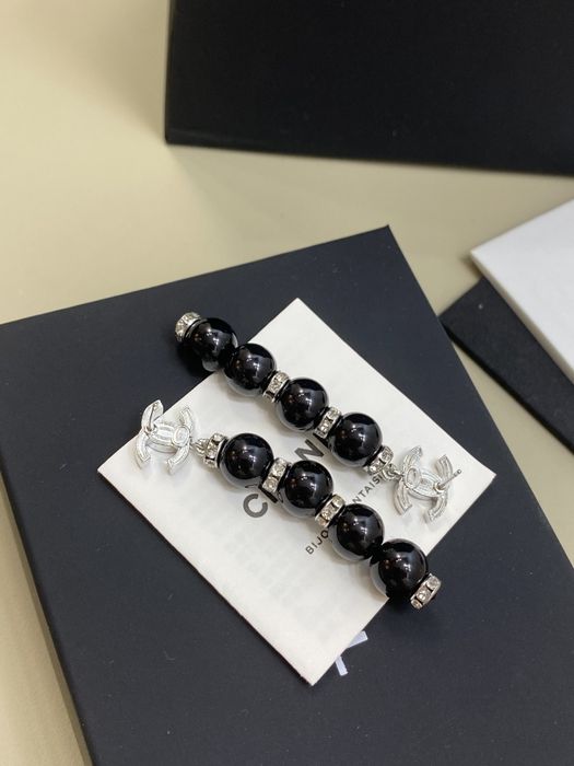 CHANEL® Luksusowe perły CC® kolczyki ekskluzywna biżuteria