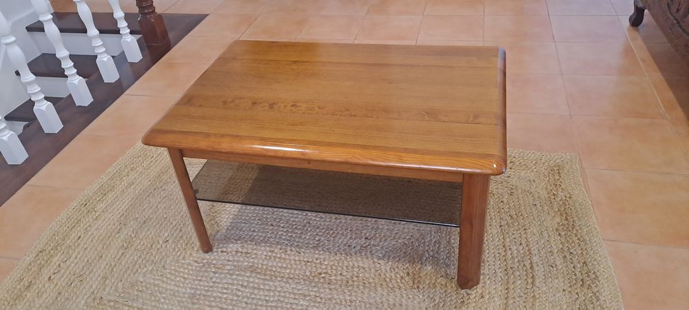 Mesa de centro cerne