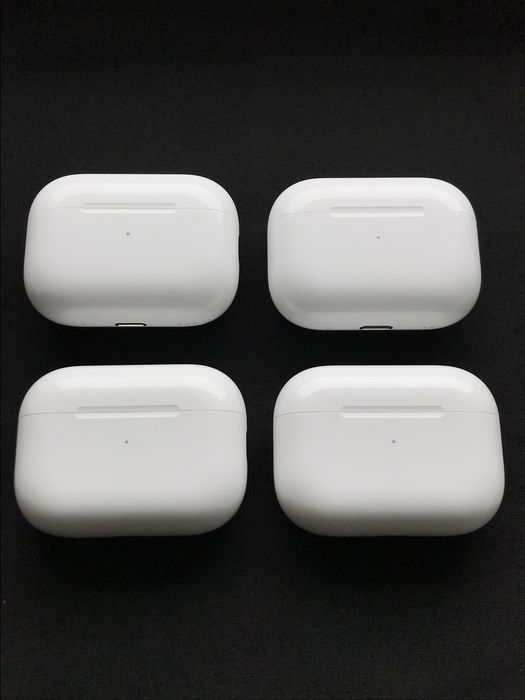 Кейс airpods Pro 2 original Model A 2968 Type-C. A 2700 Lightning
