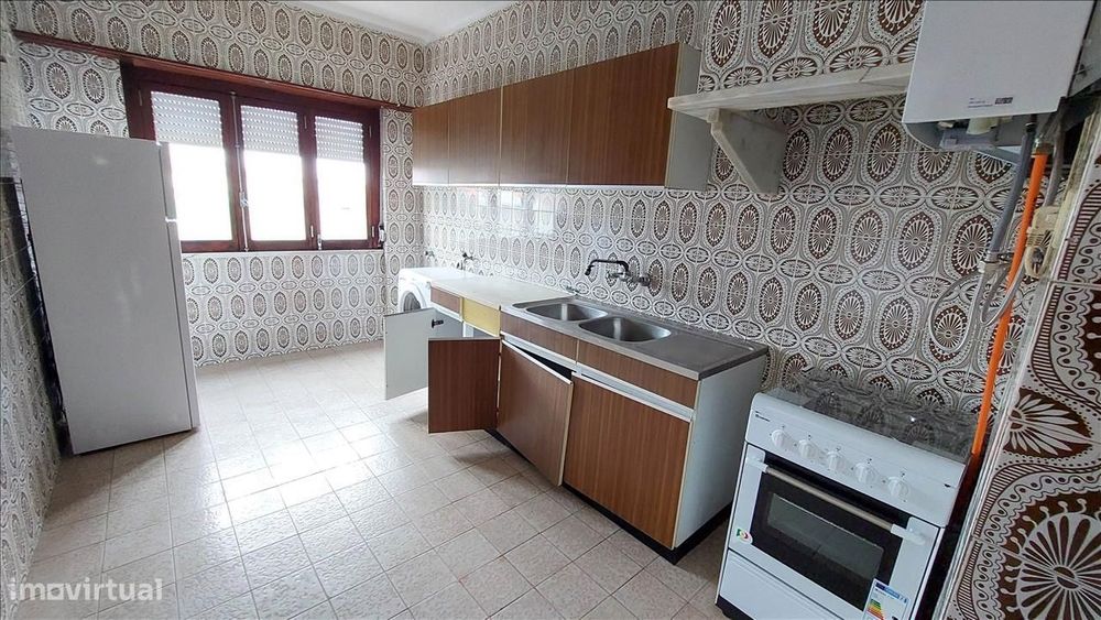 Apartamento T2 em Mem Martins
