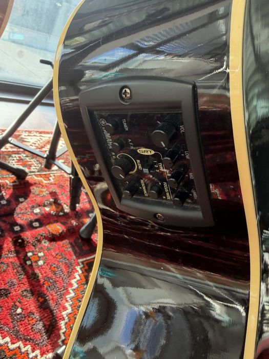 Guitarra Yamaha CPX 1000