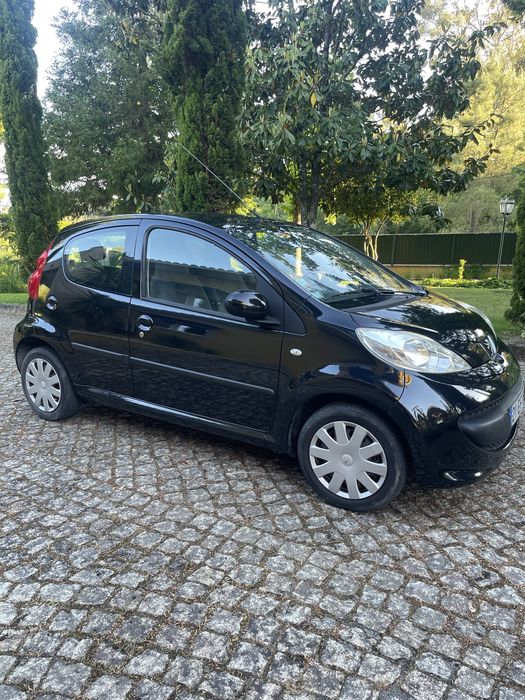 Peugeot 107 caixa automática