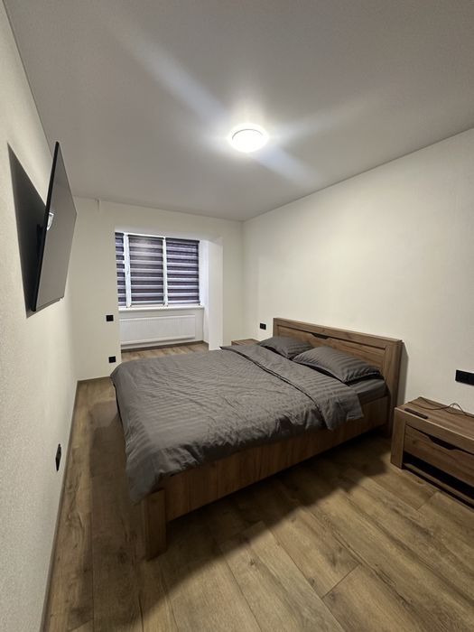 **ЦЕНТР! ЦУМ! Сучасна 2-Кімн. по вул. Пятницька, Цегл. Буд.