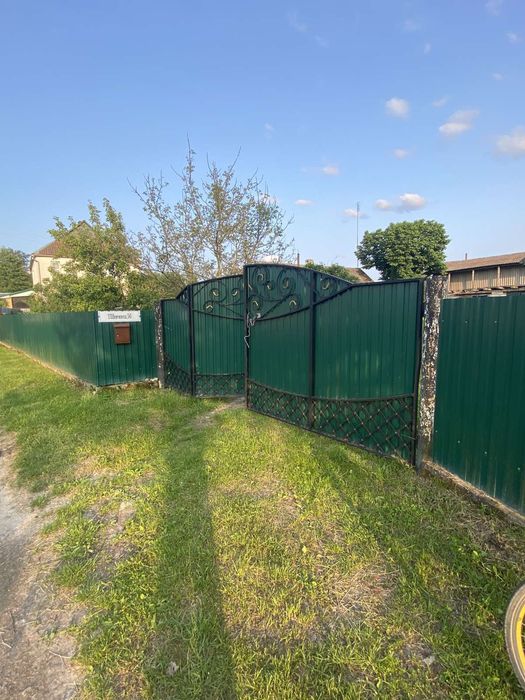 Будинок село Буща.