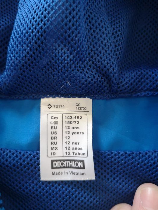 Kurtka Decathlon rozm 140 cm