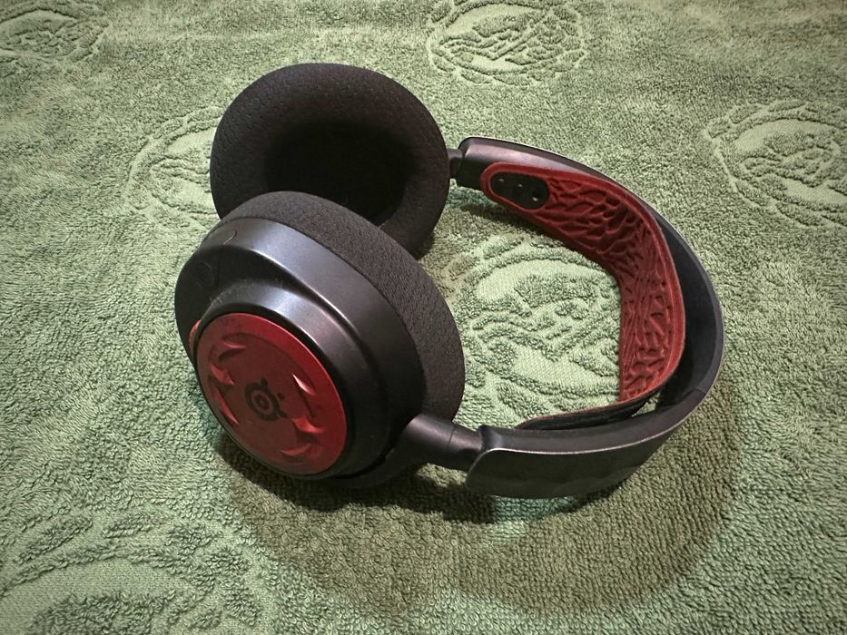 SteelSeries Arctis Nova 7 Wireless Diablo IV Edition (стан нових)