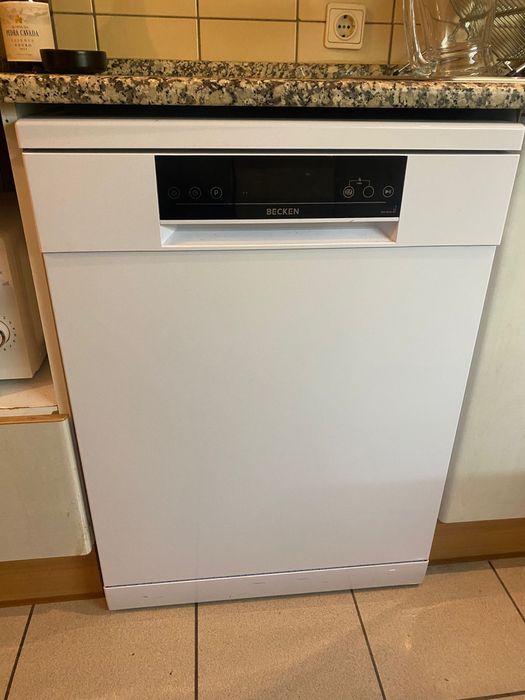 Máquina louça Becken