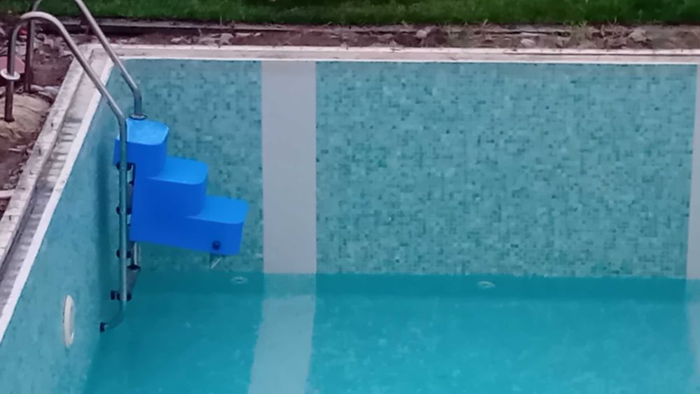 Escada para piscina para caes