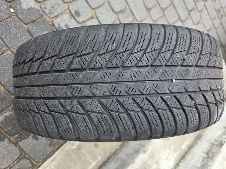 Felgi aluminiowe 18 Mercedes oryginalne + opony zimowe