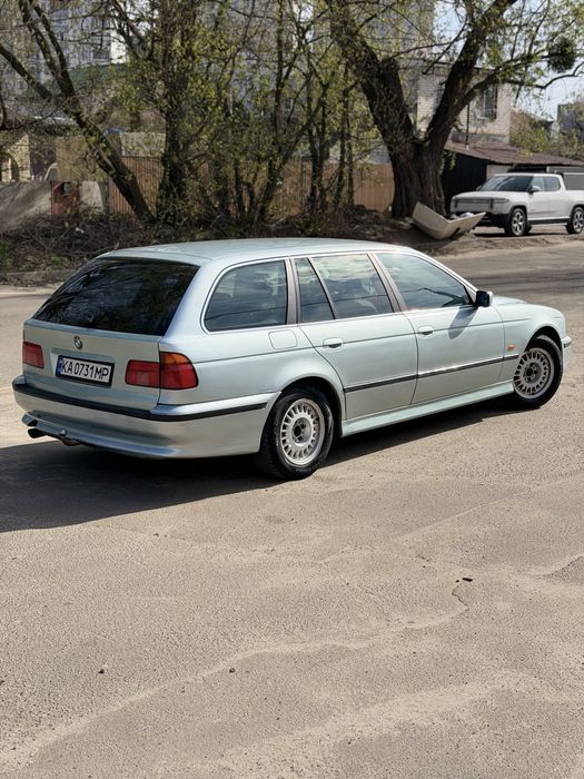 BMW e39 автомат 2.8