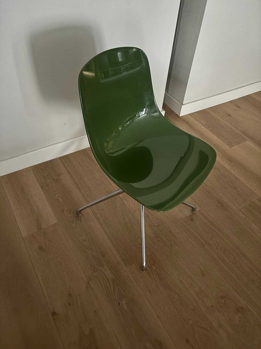 Cadeira de escritório e decoração