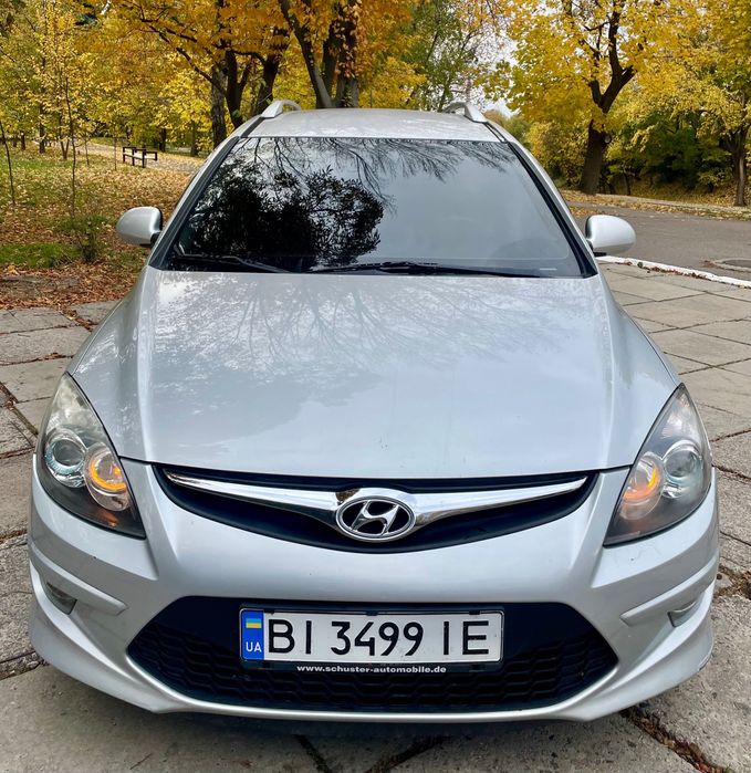 Hyundai i30cw FD FL 2010 1.6crdi 6ступ мех дизель