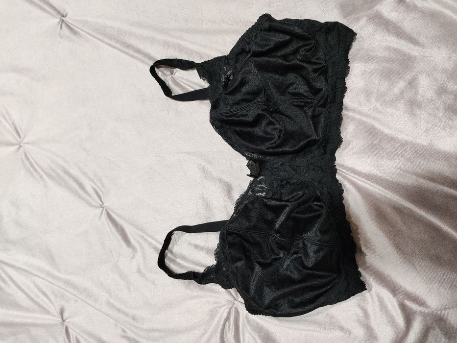 Бюстгальтер женский большого размера