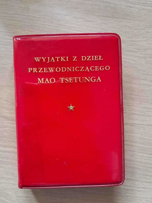 WyjąWyjątki z dzieł Przewodniczącego Mao Zedonga