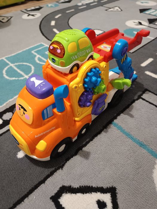 Autotransporter Vtech tut tut z autkiem