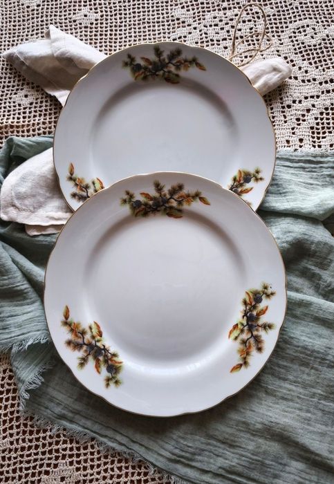 Тарелки столовые большие салатник фарфор порцеляна Буды винтаж подарок