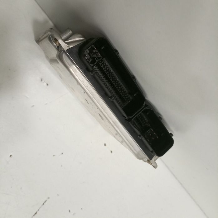 Centralina de Motor - VOLKSWAGEN PASSAT Variant (3B5) | 97 - 01