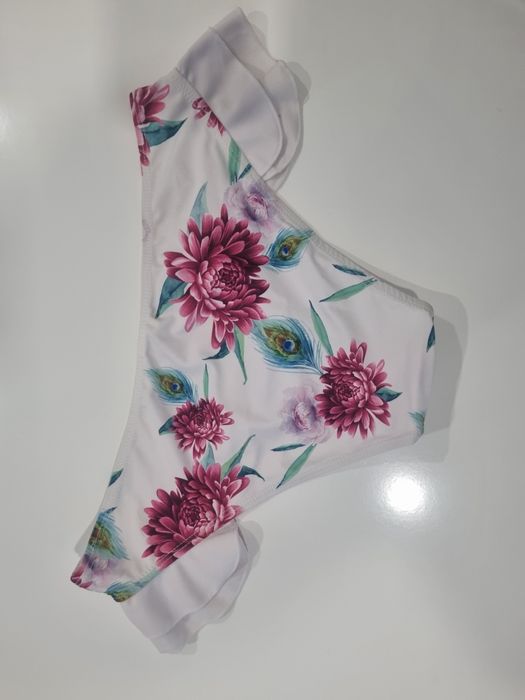 Cueca de bikini branca com padrão