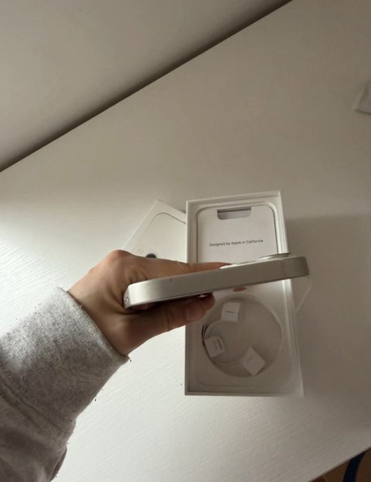Apple iphone 13 128 GB Starlight biały