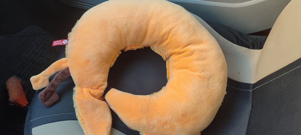 Подушка підголівник автоледі