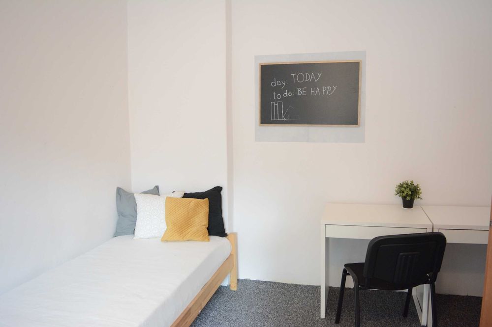 [ENG below] [Pokój wynajmę] Pokój dla 1 lub 2 osób przy ul. Lubicz