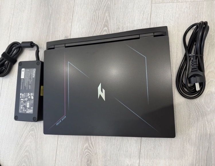 Ноутбук Acer Nitro 16 RTX 4070 8 gb ddr 5 16 gb ssd 512 gb