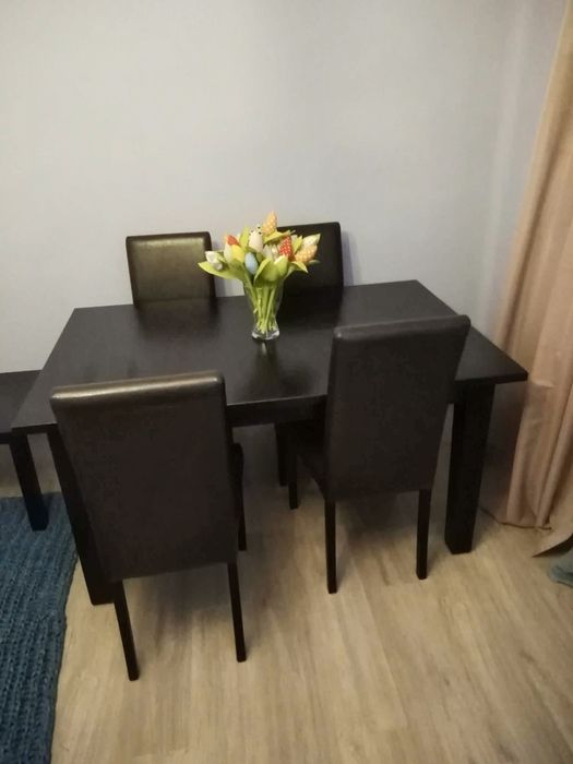 Stół drewniany  i 4 krzesła