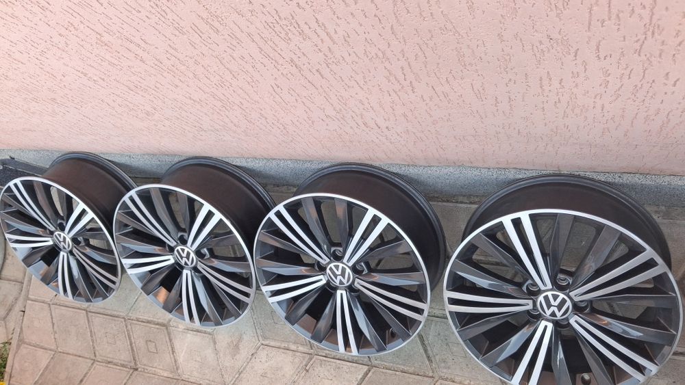 Оригінальні диски титани VW Tiguan Passat  5/112R18 vag